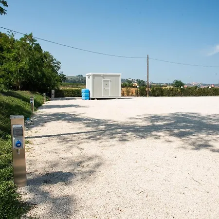 Camping Area Camper Il Crinale Village